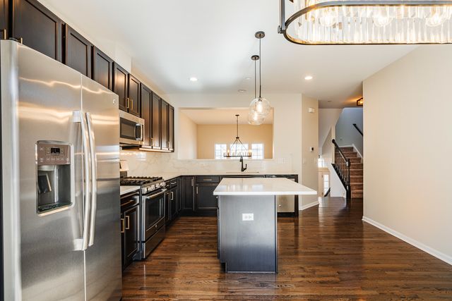 2931 Henley Lane 2931, Naperville, IL 60540