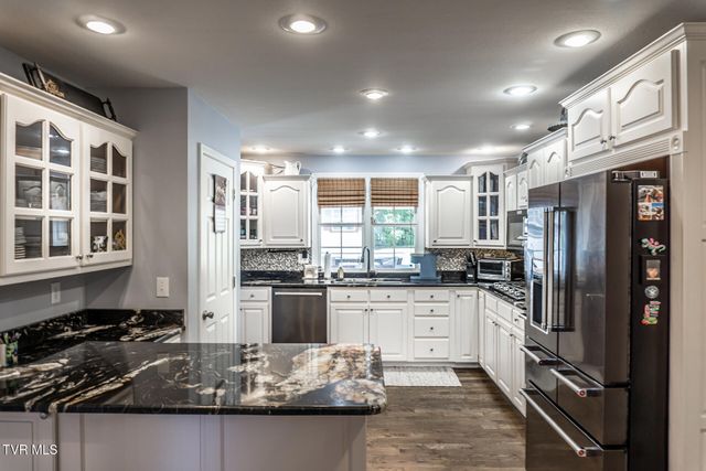 121 Watercress Drive, Greeneville, TN 37745