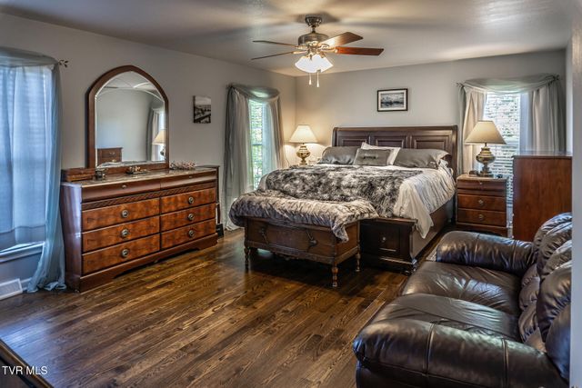 121 Watercress Drive, Greeneville, TN 37745