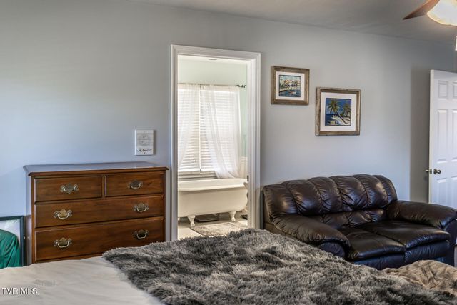 121 Watercress Drive, Greeneville, TN 37745