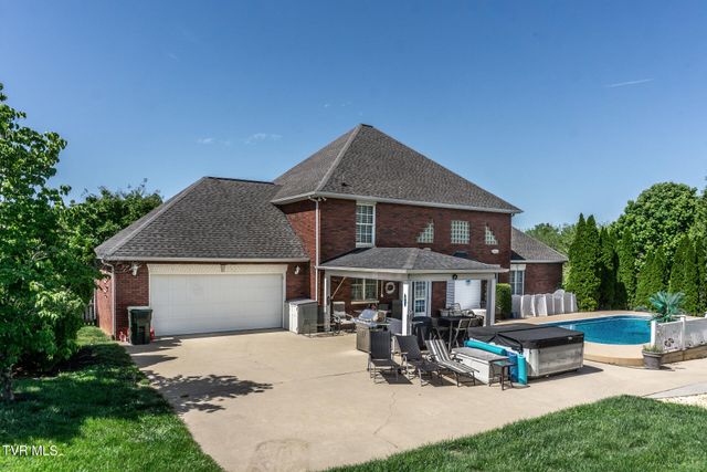 121 Watercress Drive, Greeneville, TN 37745