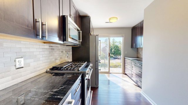1908 Lindsay Lane, Ann Arbor, MI 48104