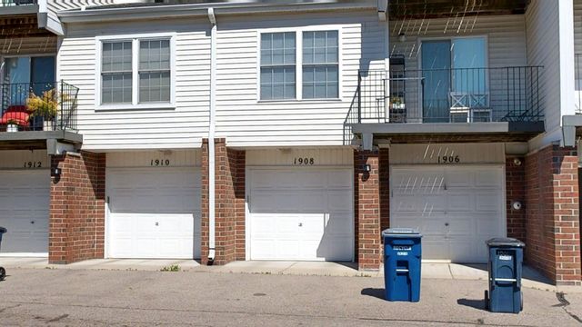 1908 Lindsay Lane, Ann Arbor, MI 48104