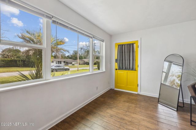 7810 NAPO Drive, Jacksonville, FL 32217