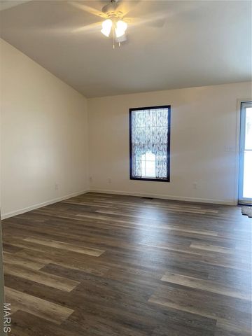 2300 Willows Court, Washington, MO 63090