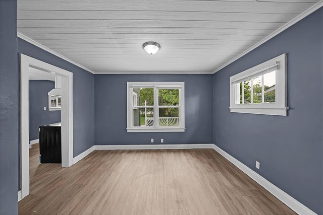 558 S Ogden Avenue, Columbus, OH 43204