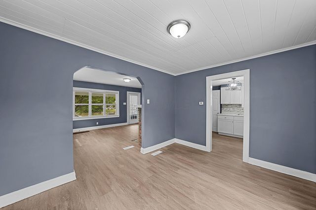 558 S Ogden Avenue, Columbus, OH 43204