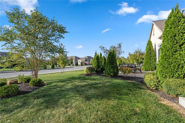 21366 W 117th Terrace, Olathe, KS 66061