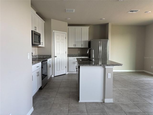 510 WHISTLING DUCK TRAIL, St Cloud, FL 34771