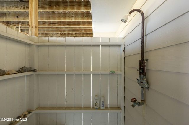 305 Joan Court, Beaufort, NC 28516