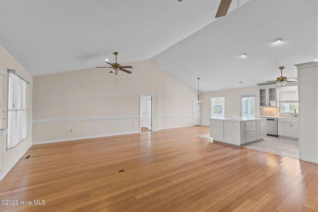 305 Joan Court, Beaufort, NC 28516