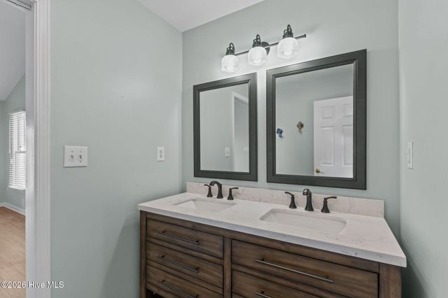 305 Joan Court, Beaufort, NC 28516