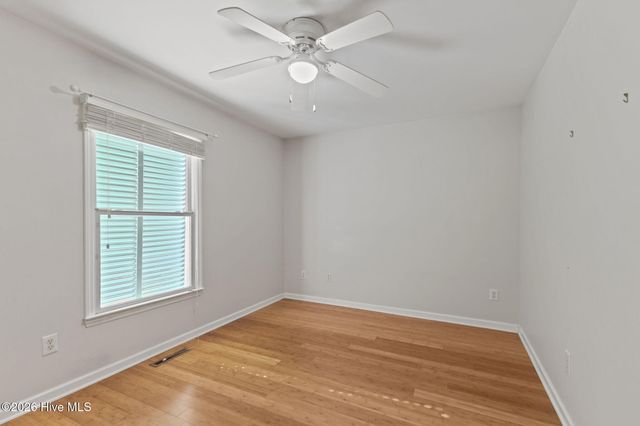 305 Joan Court, Beaufort, NC 28516