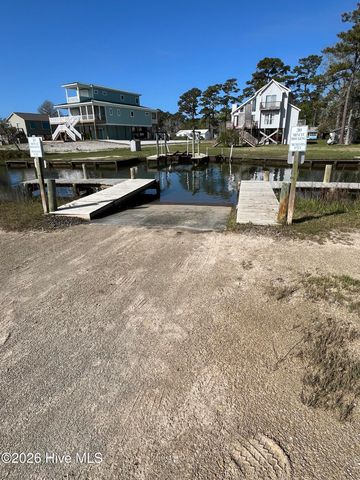 305 Joan Court, Beaufort, NC 28516