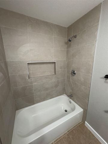 817 Cactus DR, Round Rock, TX 78681
