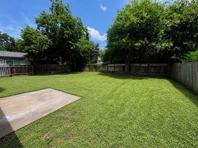 817 Cactus DR, Round Rock, TX 78681