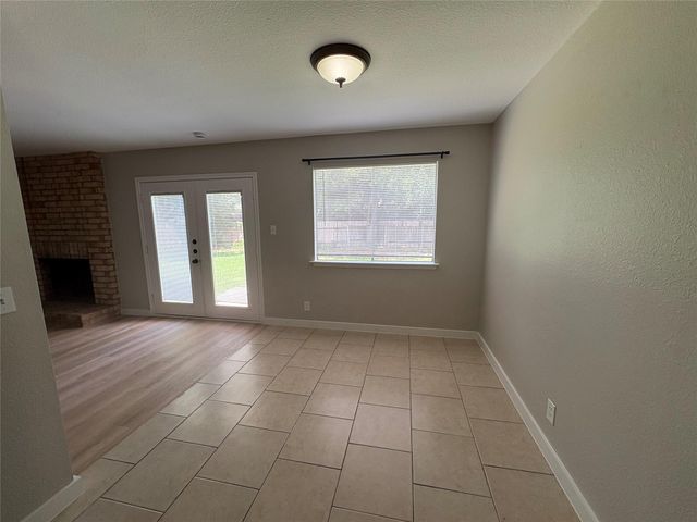 817 Cactus DR, Round Rock, TX 78681