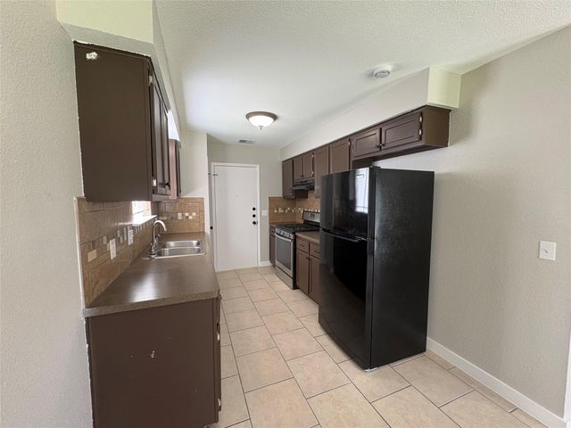 817 Cactus DR, Round Rock, TX 78681
