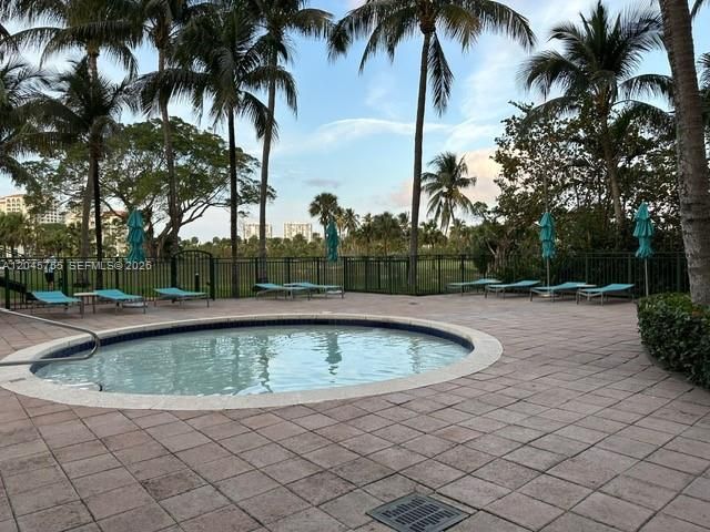 19501 W Country Club Drive 406, Aventura, FL 33180