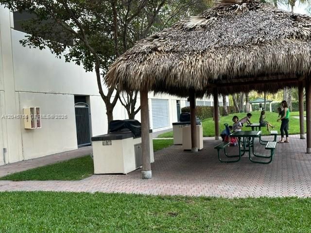 19501 W Country Club Drive 406, Aventura, FL 33180