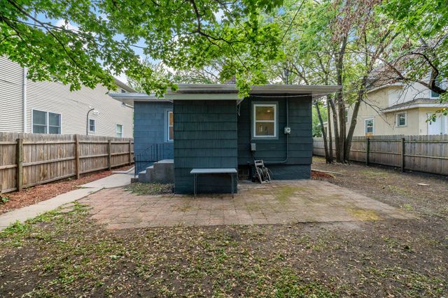 4139 Fremont Avenue N, Minneapolis, MN 55412