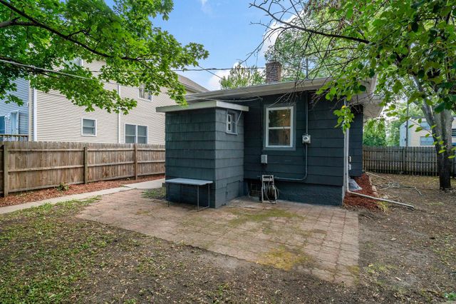 4139 Fremont Avenue N, Minneapolis, MN 55412