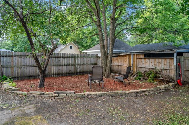4139 Fremont Avenue N, Minneapolis, MN 55412