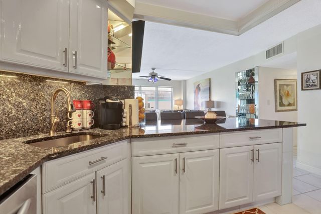 133 N POMPANO BEACH Boulevard 504, Pompano Beach, FL 33062