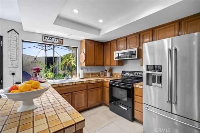 8235 Mason Ave. C, Los Angeles, CA 91306