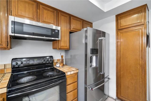 8235 Mason Ave. C, Los Angeles, CA 91306