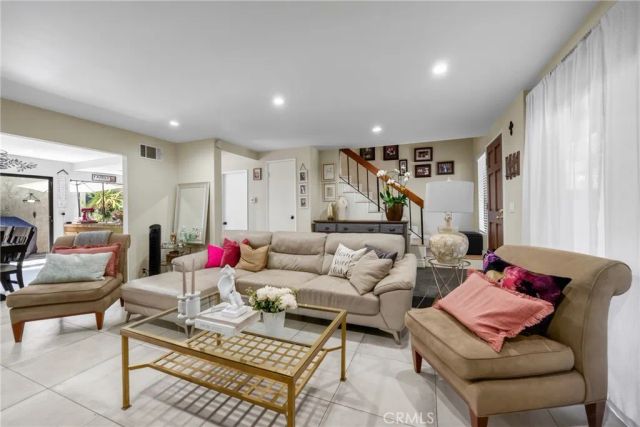 8235 Mason Ave. C, Los Angeles, CA 91306