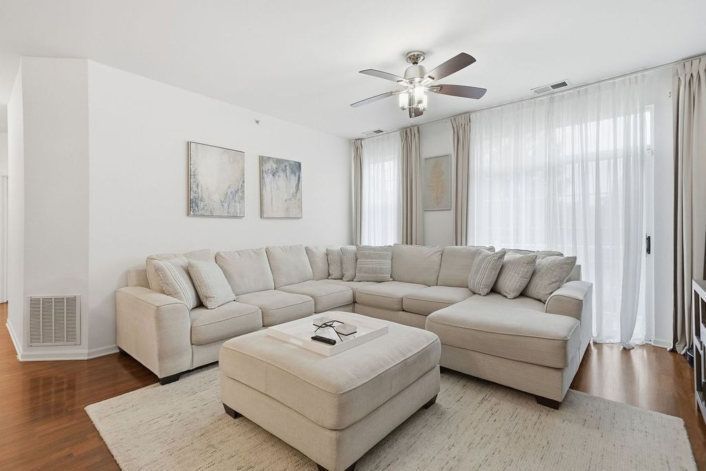 7421 Claridge Drive J, Bridgeview, IL 60455 — photo 5