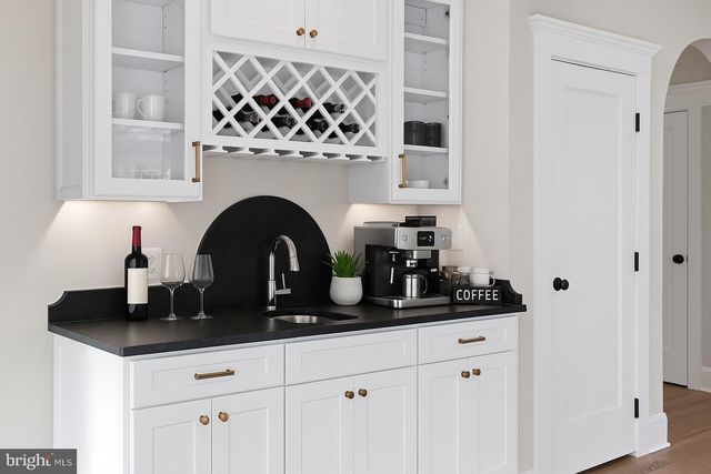 17 VINTER LN, Pasadena, MD 21122