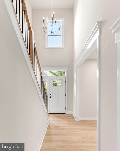 17 VINTER LN, Pasadena, MD 21122