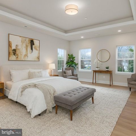 17 VINTER LN, Pasadena, MD 21122