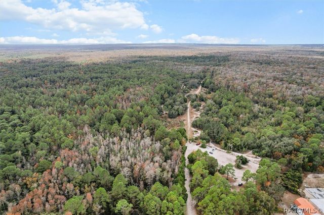 5323 S Monterey Way, Homosassa, FL 34448