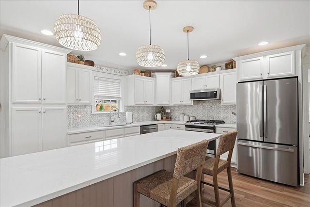 551 Sunny Slope Drive, Cowpens, SC 29330