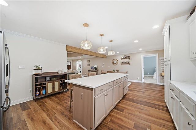 551 Sunny Slope Drive, Cowpens, SC 29330