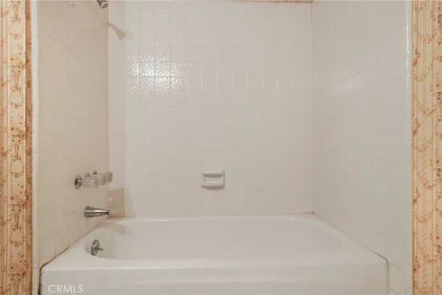 7805 Comanche Avenue, Winnetka, CA 91306