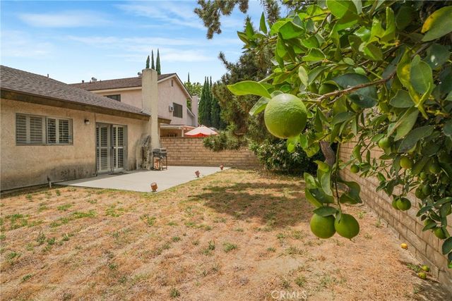 7805 Comanche Avenue, Winnetka, CA 91306