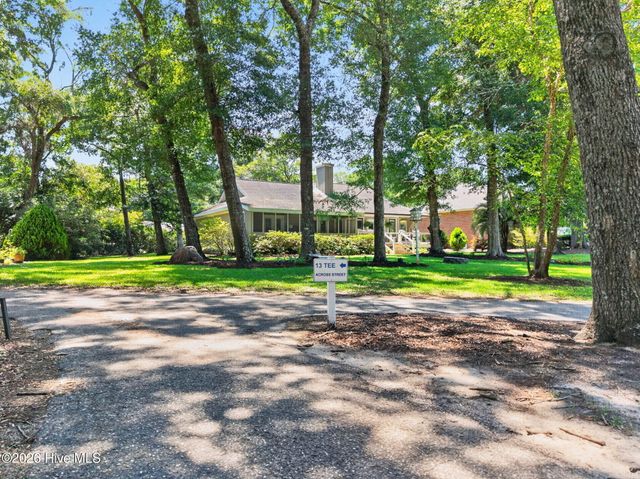 476 Lake Shore Drive, Sunset Beach, NC 28468
