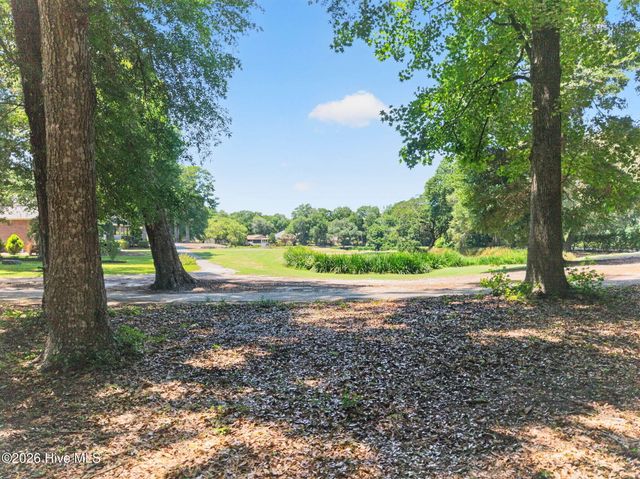 476 Lake Shore Drive, Sunset Beach, NC 28468
