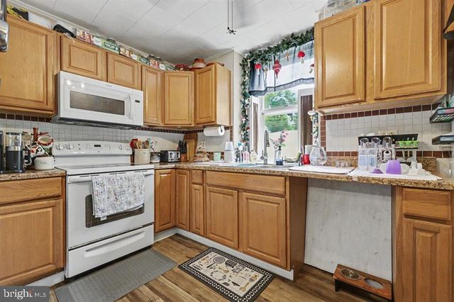 397 ANGORA RD, Reading, PA 19606
