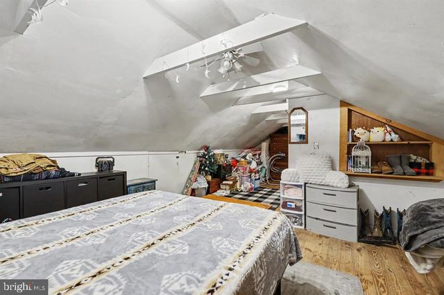 397 ANGORA RD, Reading, PA 19606