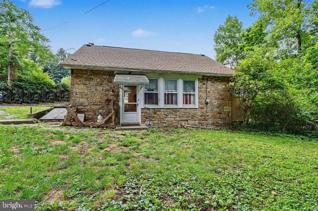 397 ANGORA RD, Reading, PA 19606