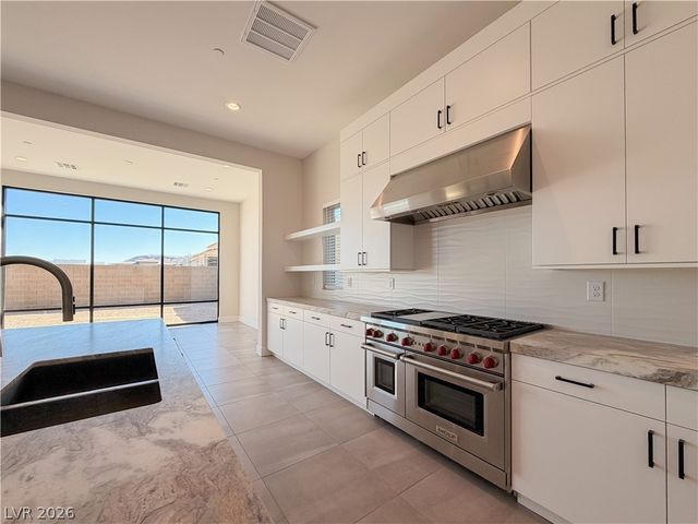 10761 Canyon Bloom Drive, Las Vegas, NV 89135