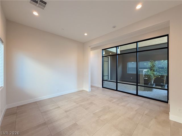 10761 Canyon Bloom Drive, Las Vegas, NV 89135