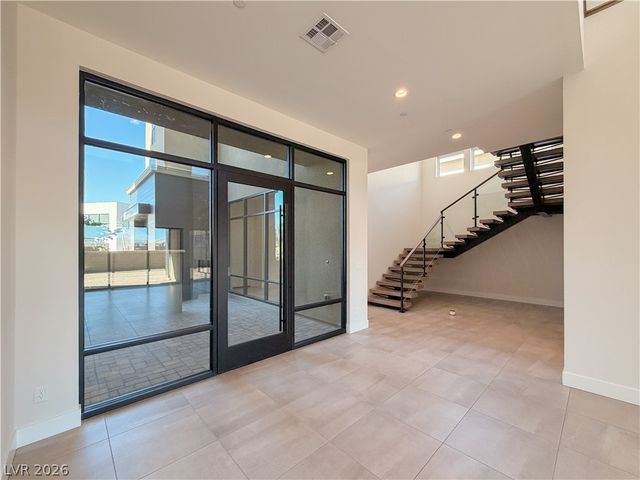 10761 Canyon Bloom Drive, Las Vegas, NV 89135