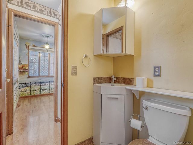 1900 Zang St, Golden, CO 80401