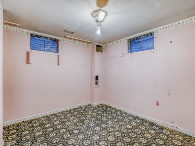 1900 Zang St, Golden, CO 80401